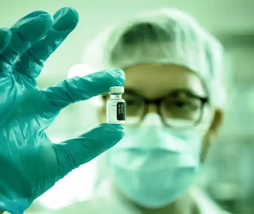 A collaborative lab team at work.